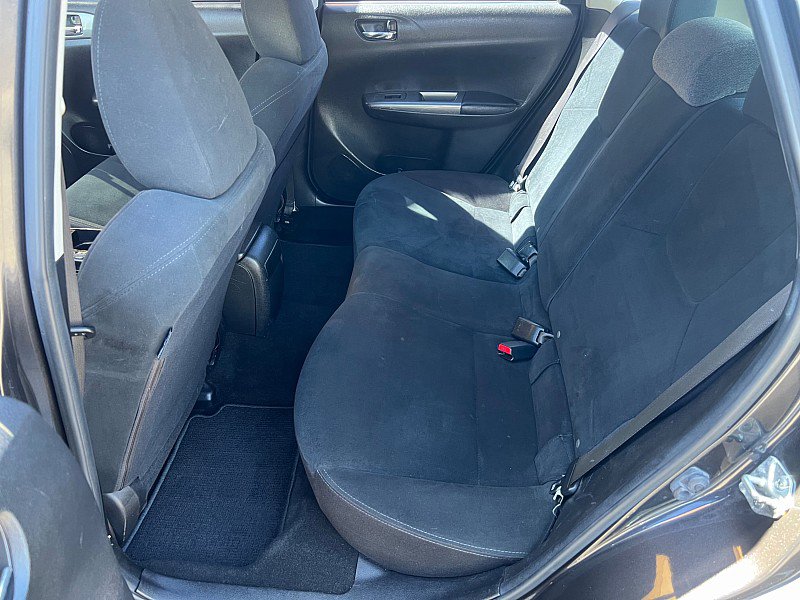 Used 2011 Subaru Impreza 2.5i image 17