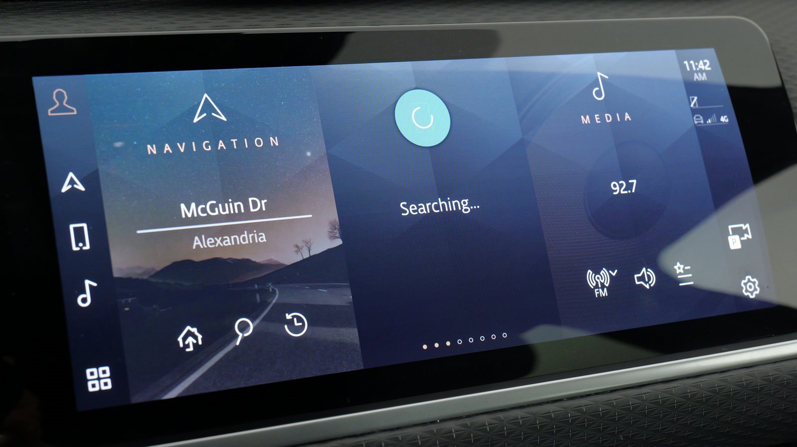 Used 2023 Land Rover Range Rover Velar R-Dynamic S image 44