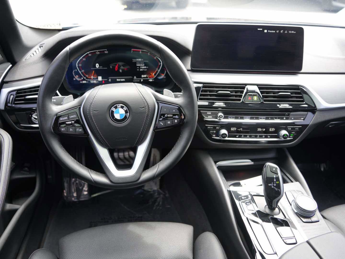Used 2022 BMW 530i w/ Premium Package RWD image 7