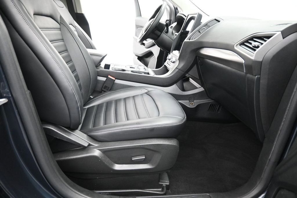 Used 2022 Ford Edge SEL w/ Convenience Package AWD/4WD image 17