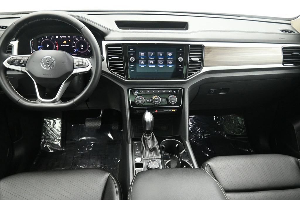 Used 2023 Volkswagen Atlas SEL AWD/4WD image 25