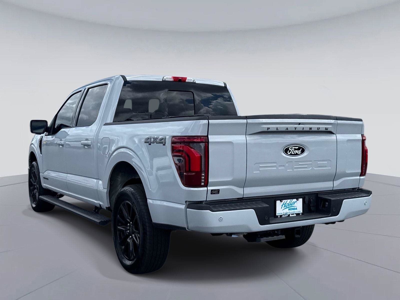 Used 2025 Ford F150 Platinum AWD/4WD image 6