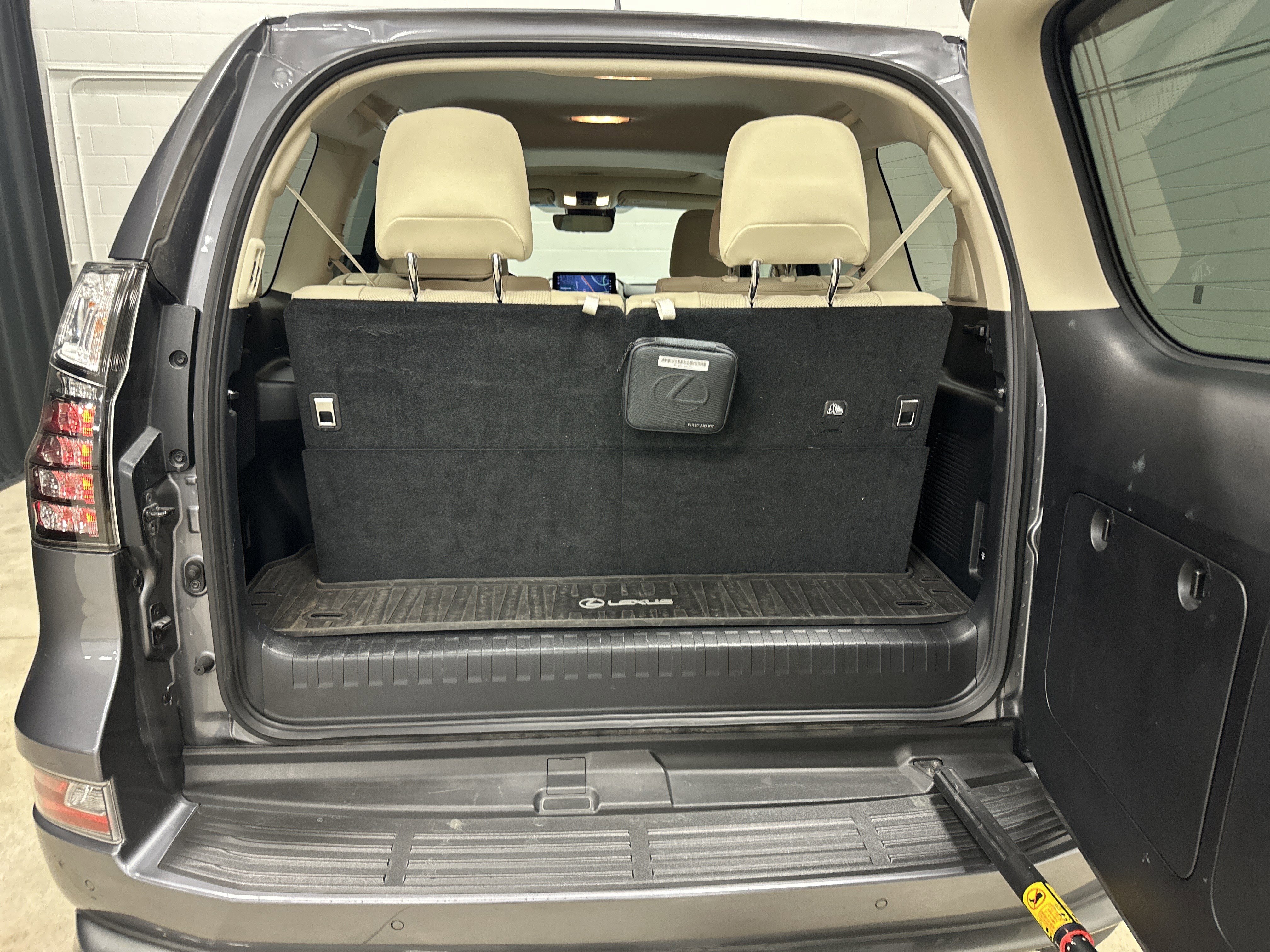 Certified 2023 Lexus GX 460 Premium AWD/4WD image 33