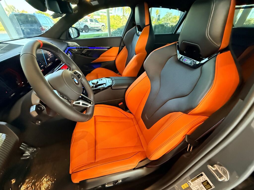 Used 2026 BMW M5 w/ Carbon Package image 10