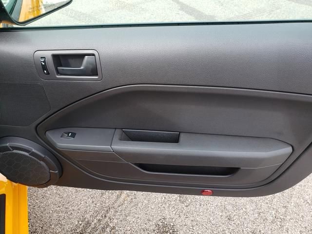 Used 2007 Ford Mustang GT Premium image 14