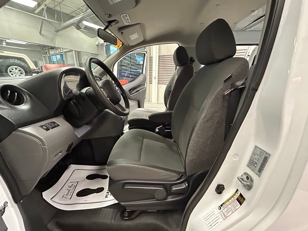 Used 2015 Nissan NV200 SV w/ Back Door Glass Package FWD image 43