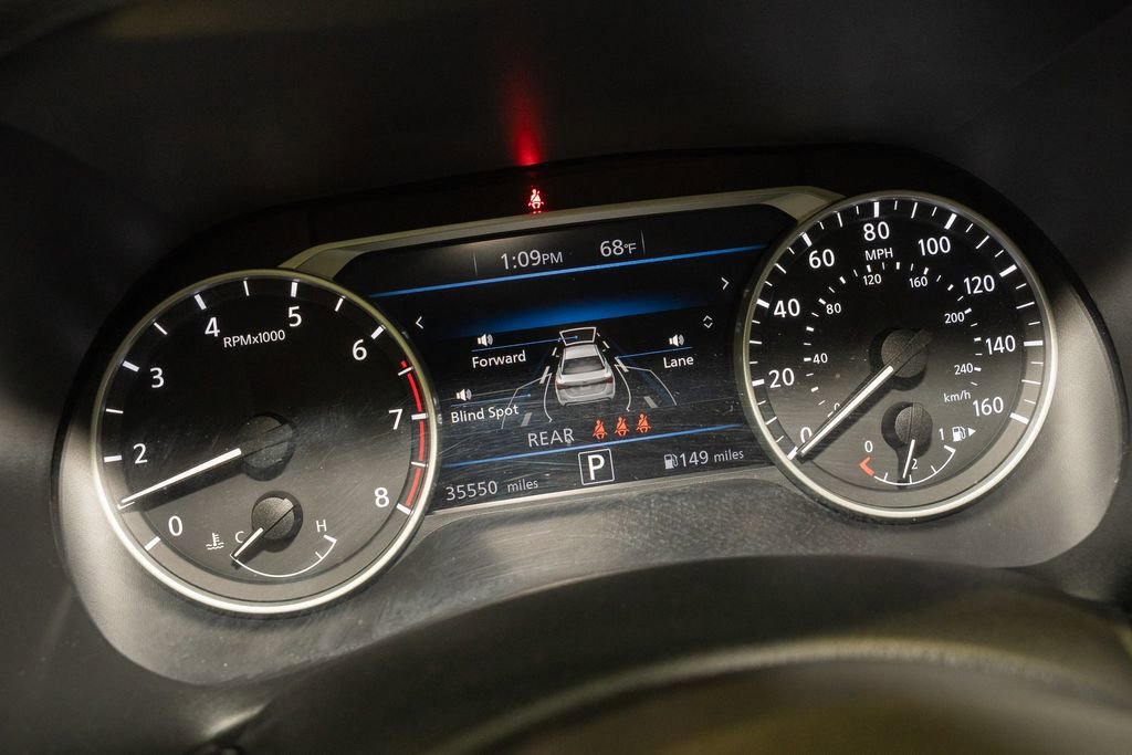 Used 2020 Nissan Sentra SV w/ Lighting Package image 16