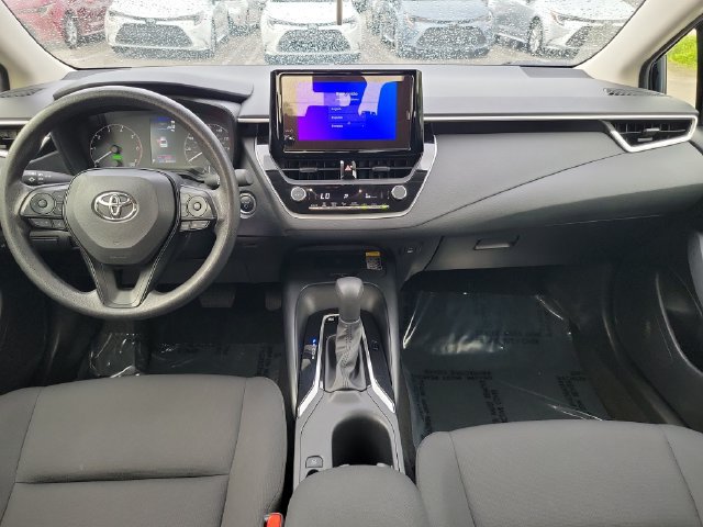 Used 2025 Toyota Corolla LE w/ LE Premium Package FWD image 9