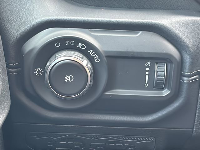 New 2026 Jeep Wrangler Sahara image 33