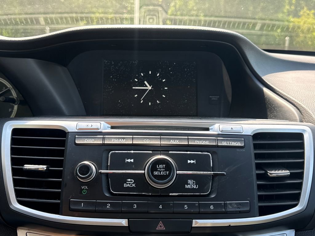 Used 2013 Honda Accord LX image 24