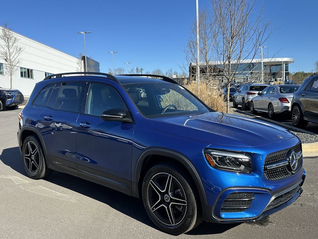 Certified 2025 Mercedes-Benz GLB 250 image 2