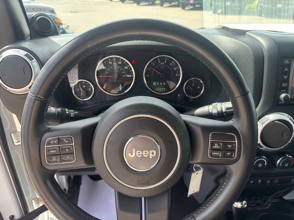 Used 2013 Jeep Wrangler Sahara w/ Connectivity Group AWD/4WD image 14