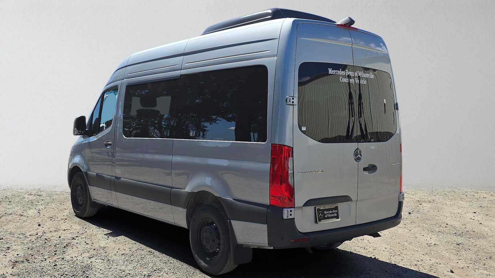 Used 2025 Mercedes-Benz Sprinter 2500 image 5