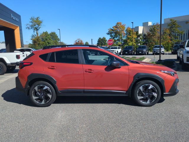 Used 2025 Subaru Crosstrek 2.5i Limited w/ Crosstrek Mirror Package AWD/4WD image 3