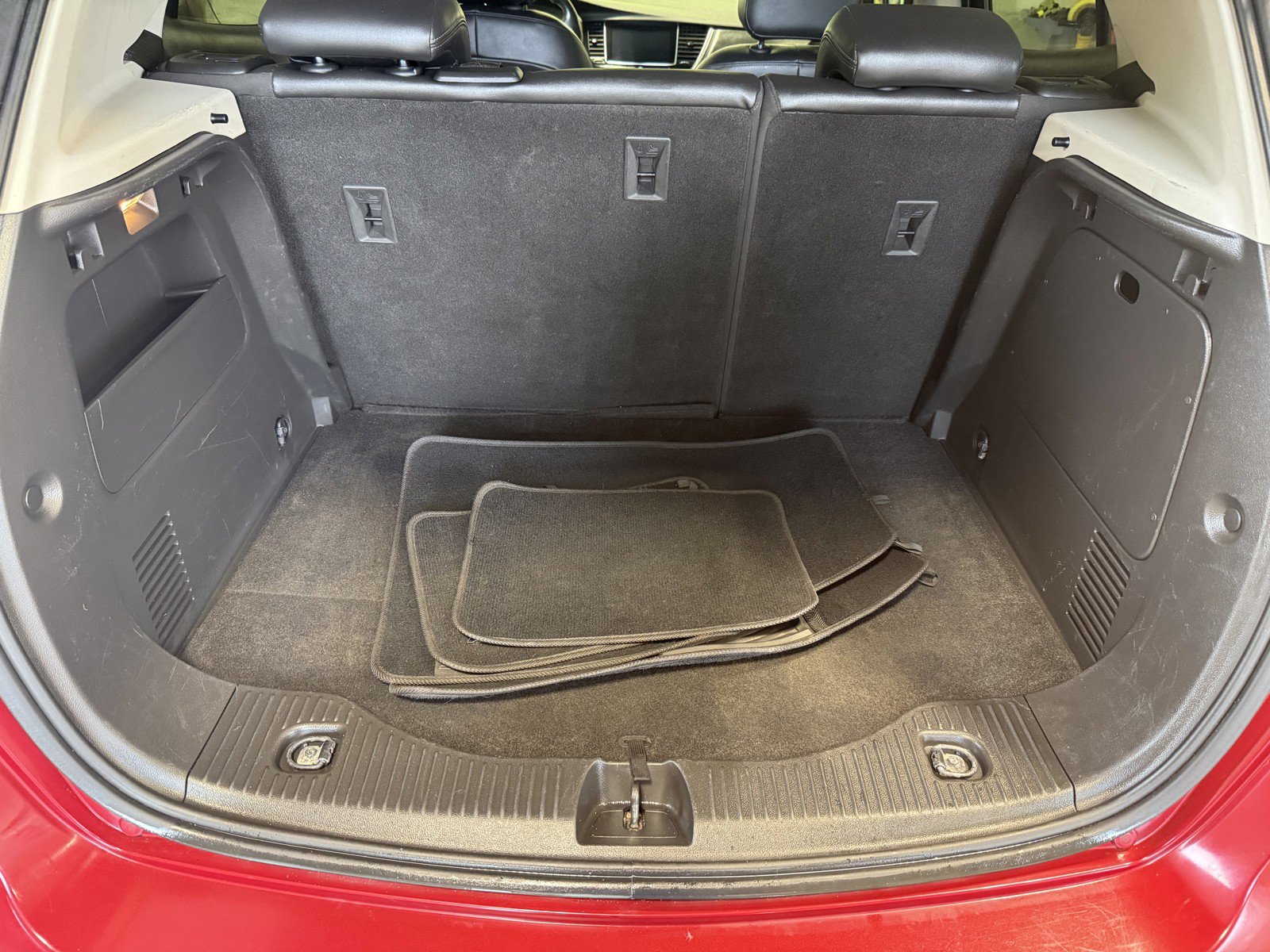 Used 2019 Buick Encore Essence AWD/4WD image 14