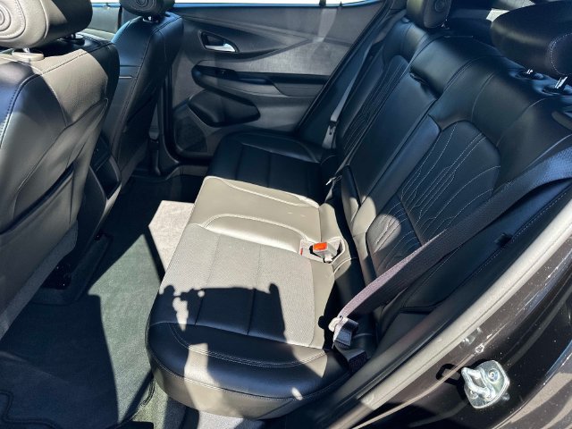 Used 2026 Buick Envista Avenir FWD image 11