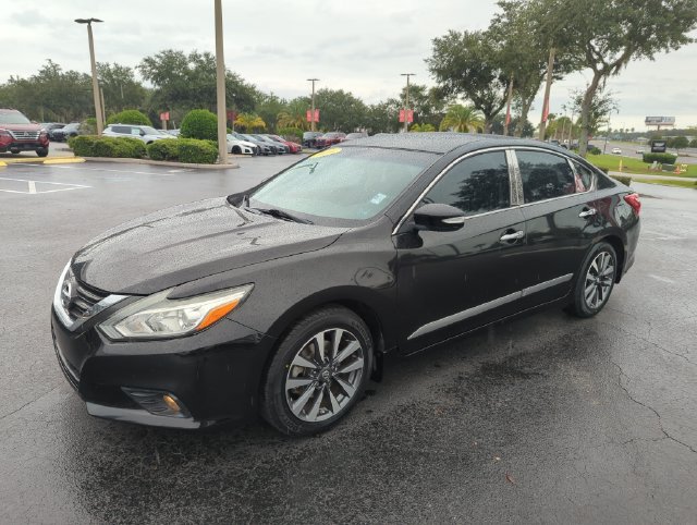 Used 2016 Nissan Altima 2.5 SV w/ Convenience Package FWD image 14