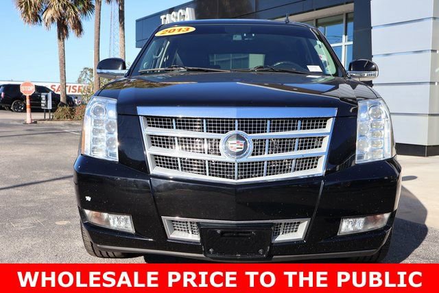 Used 2013 Cadillac Escalade Platinum image 3