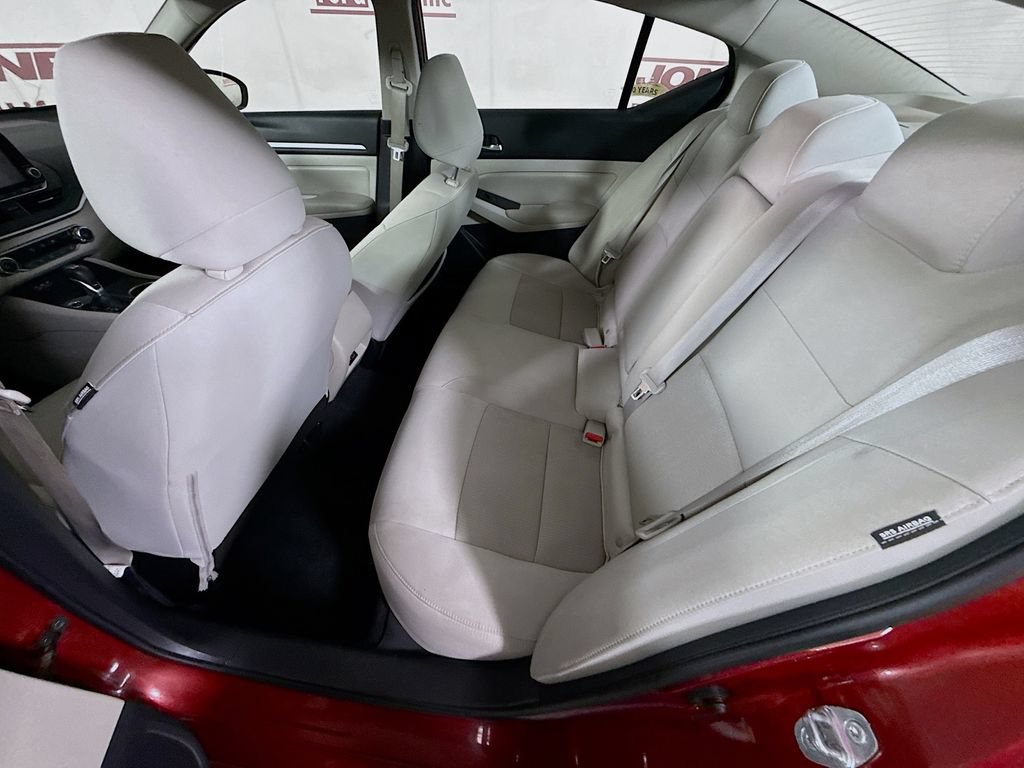Used 2022 Nissan Altima 2.5 SV AWD/4WD image 25