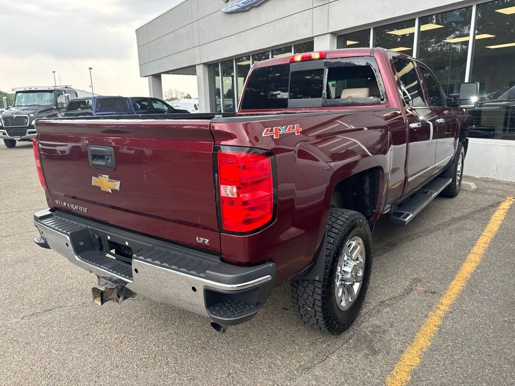 Used 2017 Chevrolet Silverado 2500 LTZ AWD/4WD image 7