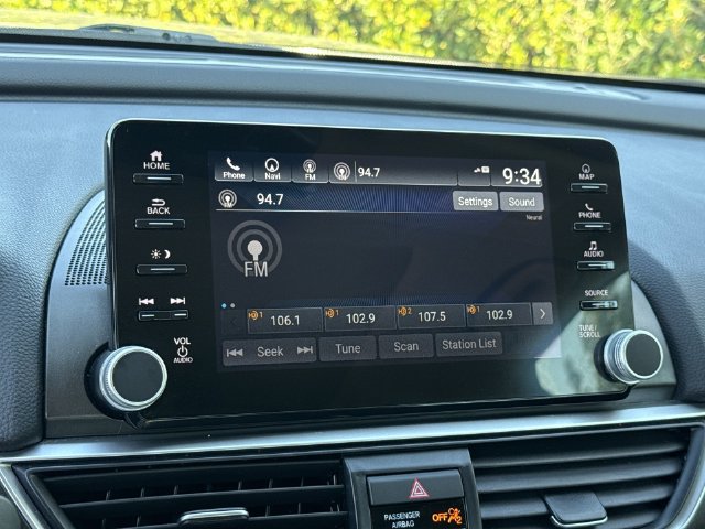 Used 2021 Honda Accord Touring image 25
