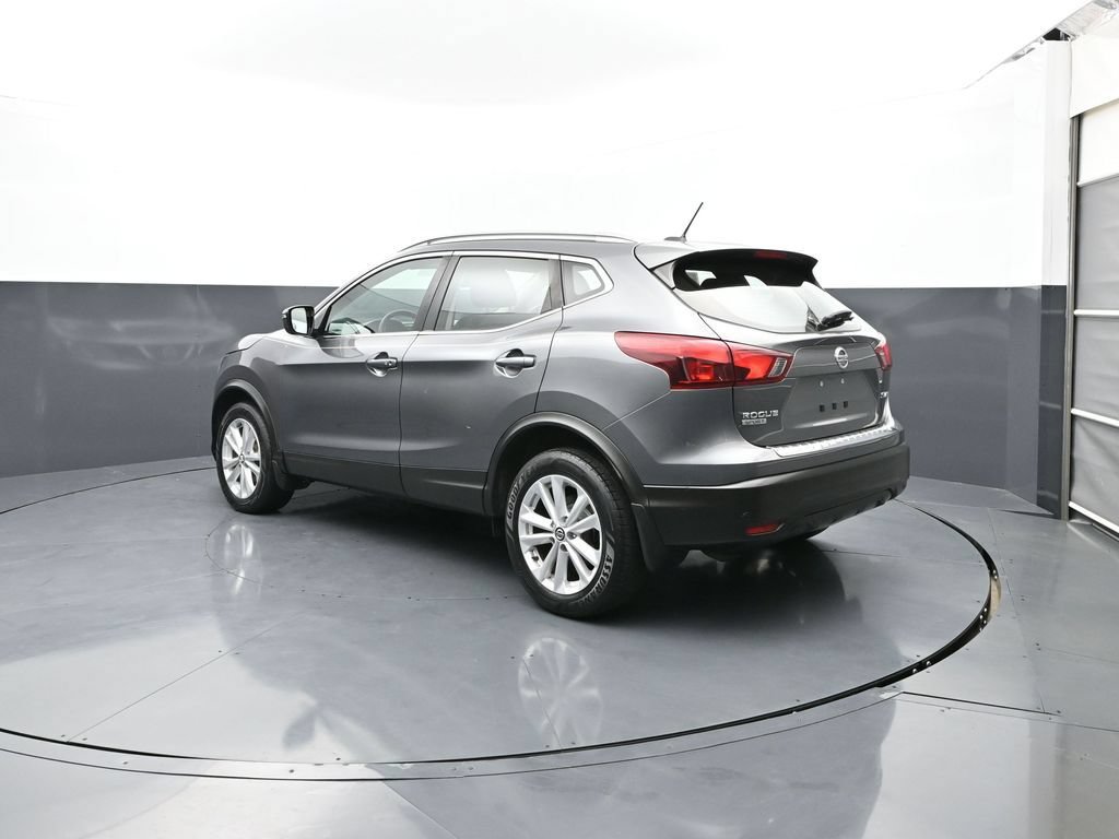Used 2019 Nissan Rogue Sport SV AWD/4WD image 3
