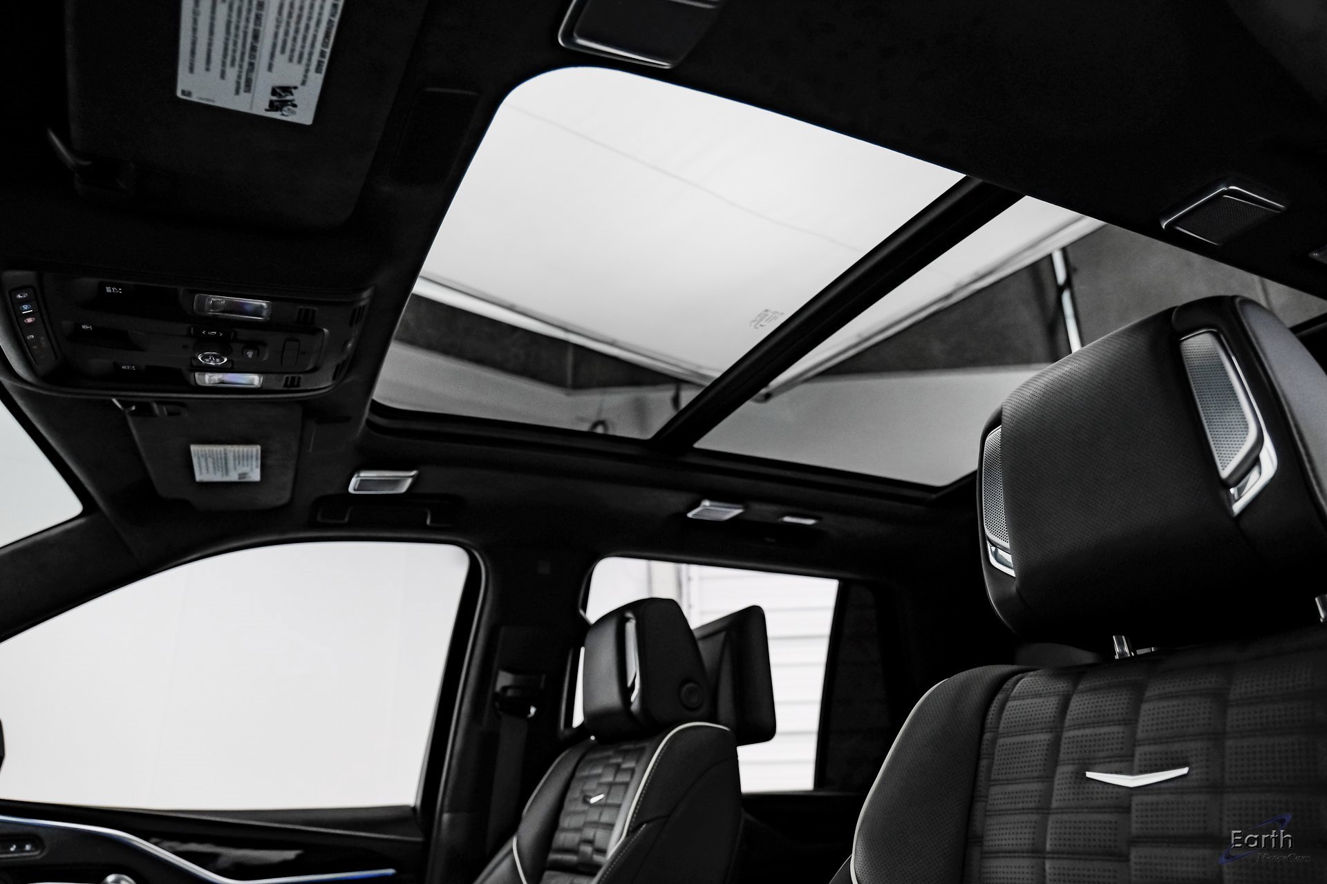 Used 2023 Cadillac Escalade V image 36