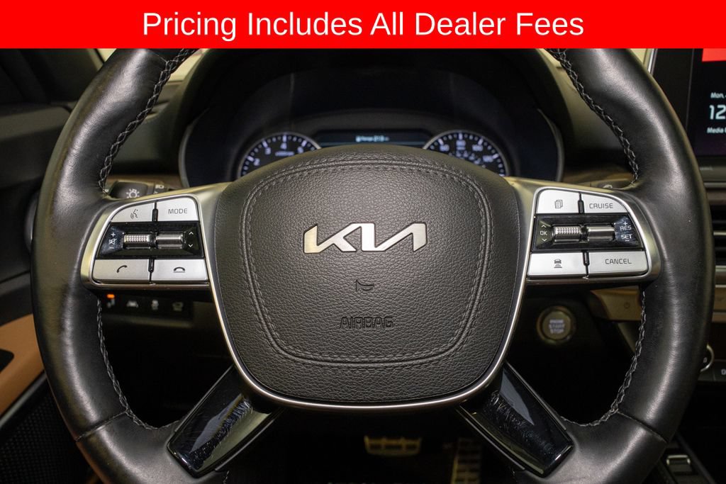 Used 2022 Kia Telluride SX w/ Nightfall Edition Package AWD/4WD image 22