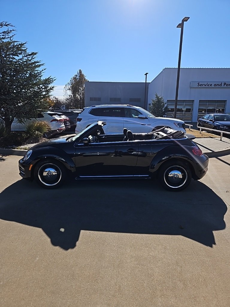 Used 2018 Volkswagen Beetle 2.0T Coast image 12