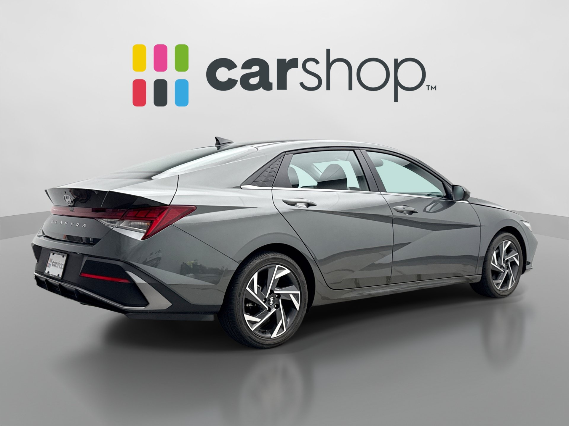 Used 2025 Hyundai Elantra SEL FWD image 5