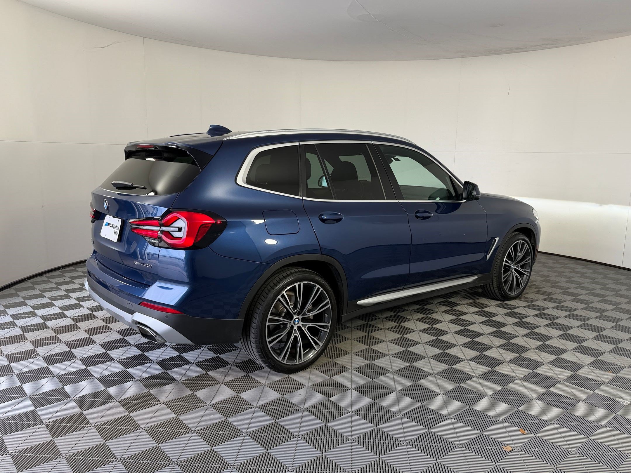 Used 2022 BMW X3 sDrive30i w/ Premium Package 2 RWD image 9