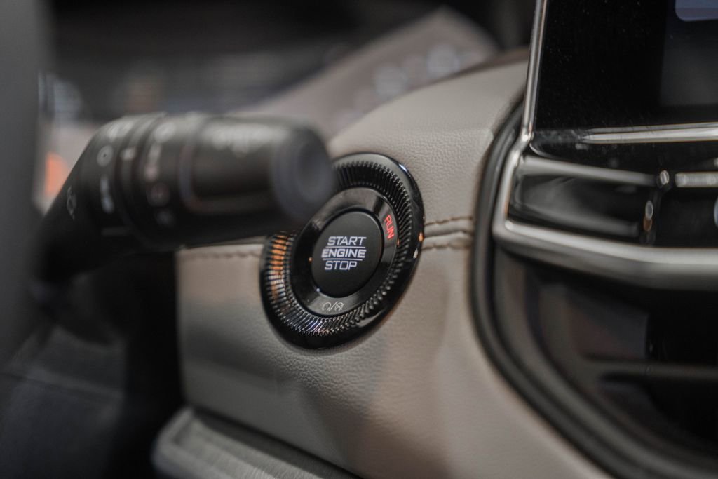 Used 2024 Jeep Compass Limited w/ Sun and Sound Group image 32