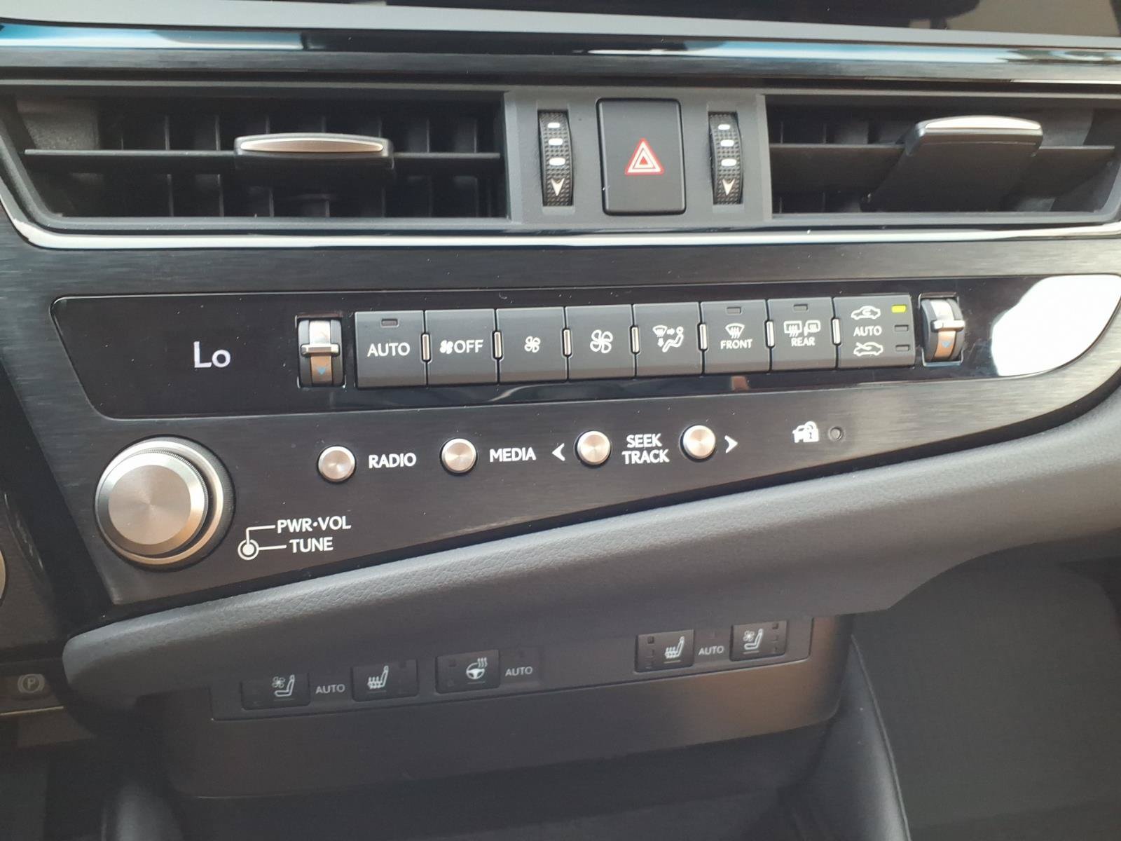 Certified 2023 Lexus ES 350 w/ Premium Package FWD image 11
