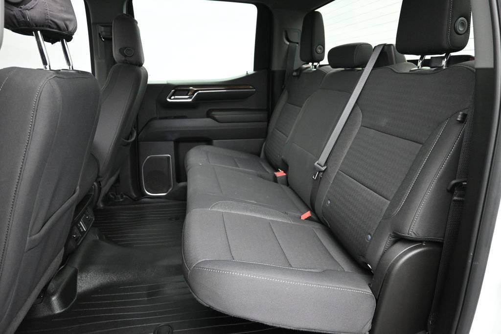 Used 2024 Chevrolet Silverado 1500 LT RWD image 13