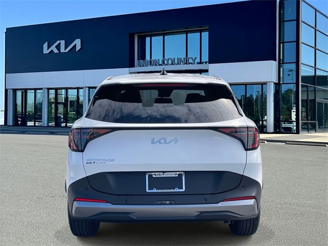New 2026 Kia Sportage EX image 5