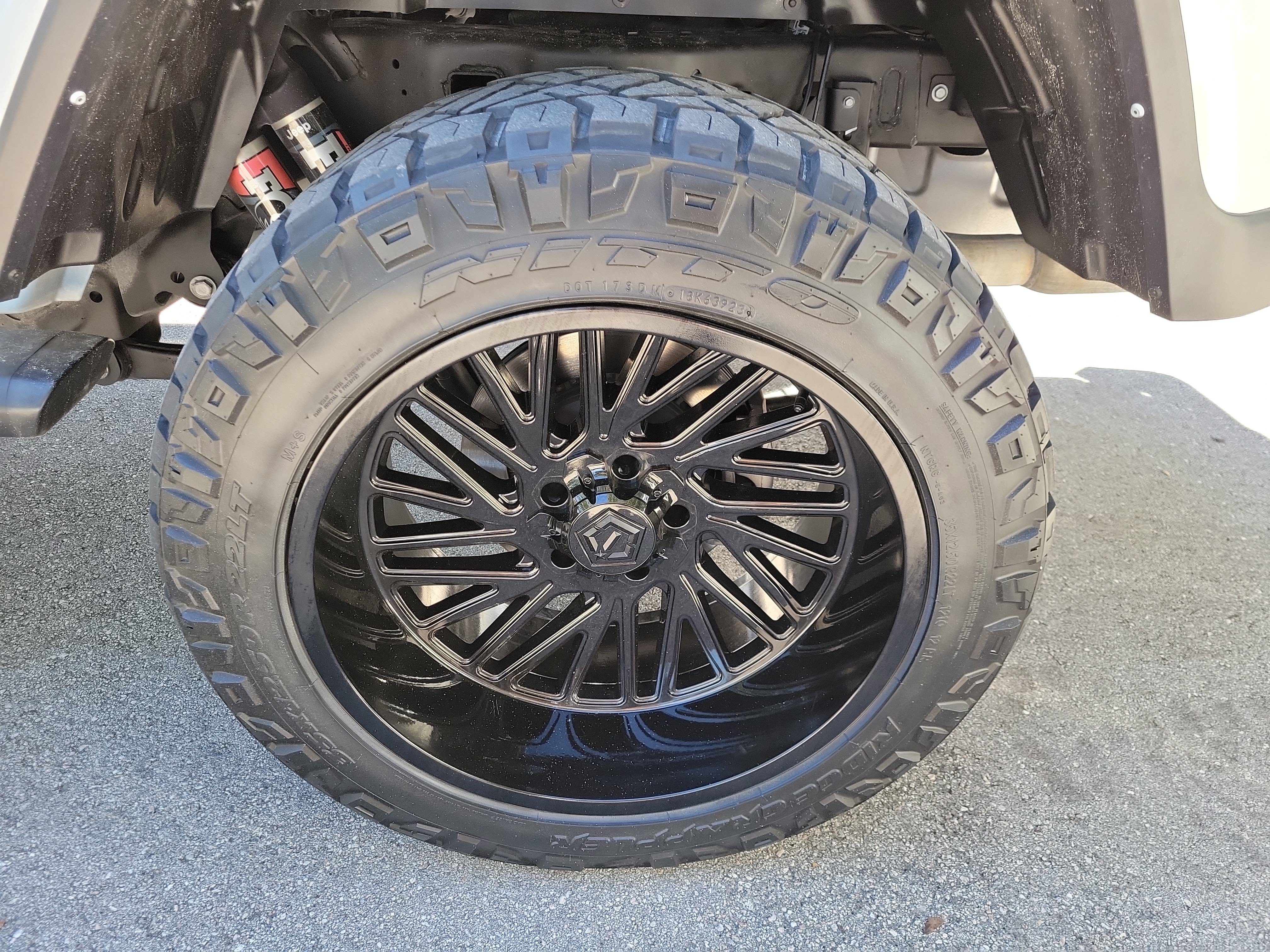 Used 2023 Jeep Gladiator Mojave w/ Trailer Tow Package AWD/4WD image 6