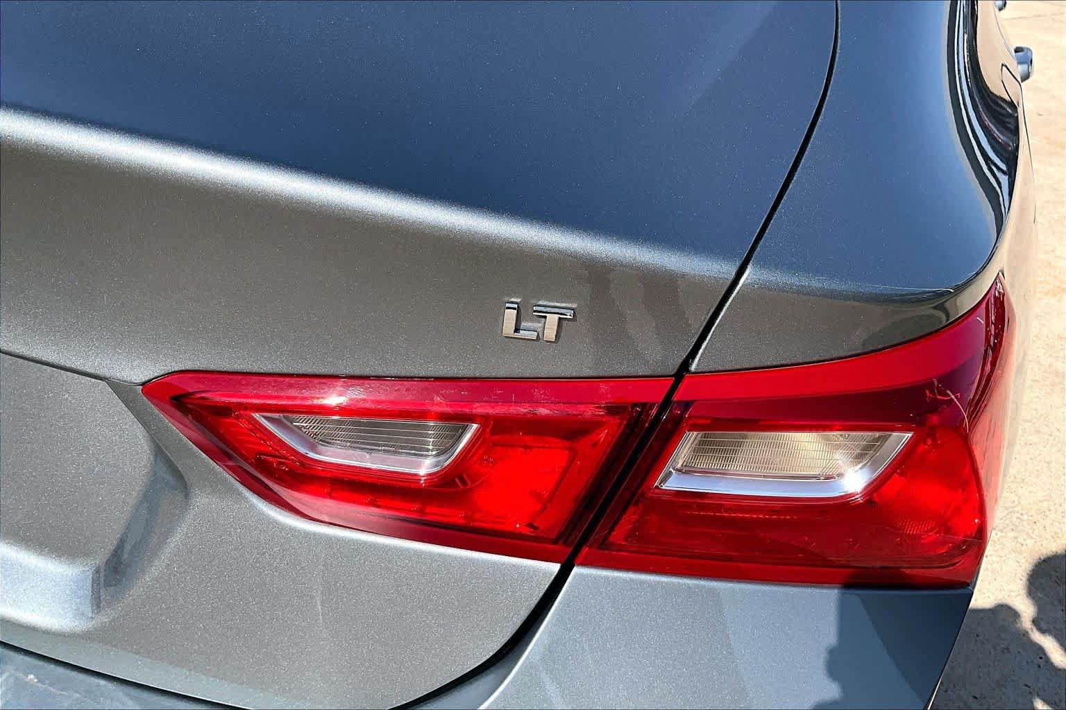 Used 2023 Chevrolet Malibu LT FWD image 10
