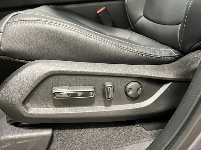 New 2025 Honda Pilot EX-L image 14