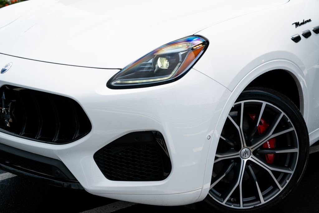 Used 2023 Maserati Grecale Modena AWD/4WD image 3
