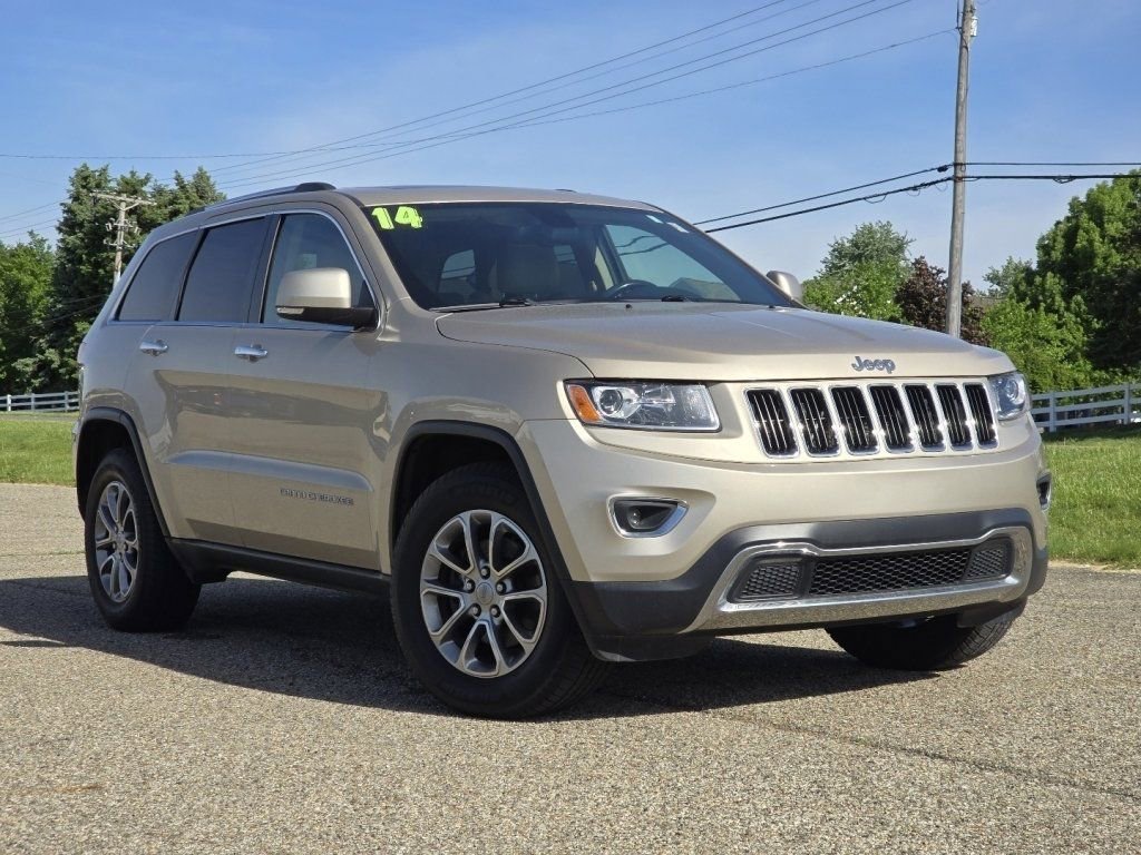Used 2014 Jeep Grand Cherokee Limited AWD/4WD image 2