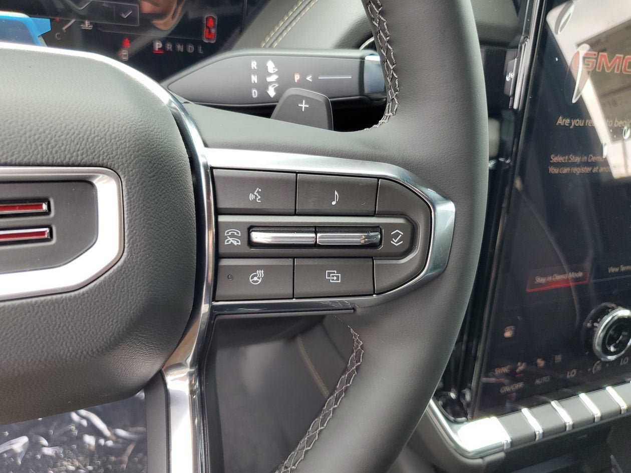 New 2026 GMC Yukon XL Elevation w/ Elevation Premium Package AWD/4WD image 27
