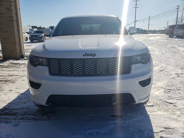 Used 2020 Jeep Grand Cherokee Altitude image 8