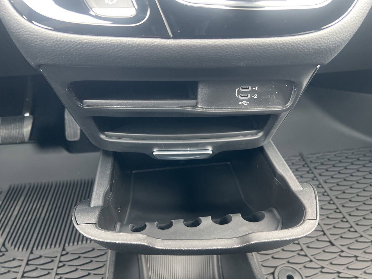 New 2026 Chrysler Pacifica Select w/ S Appearance Package FWD image 28