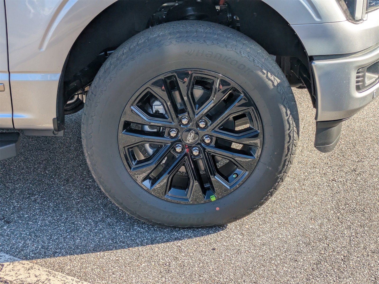 New 2025 Ford F150 Lariat w/ Equipment Group 501A Mid image 11