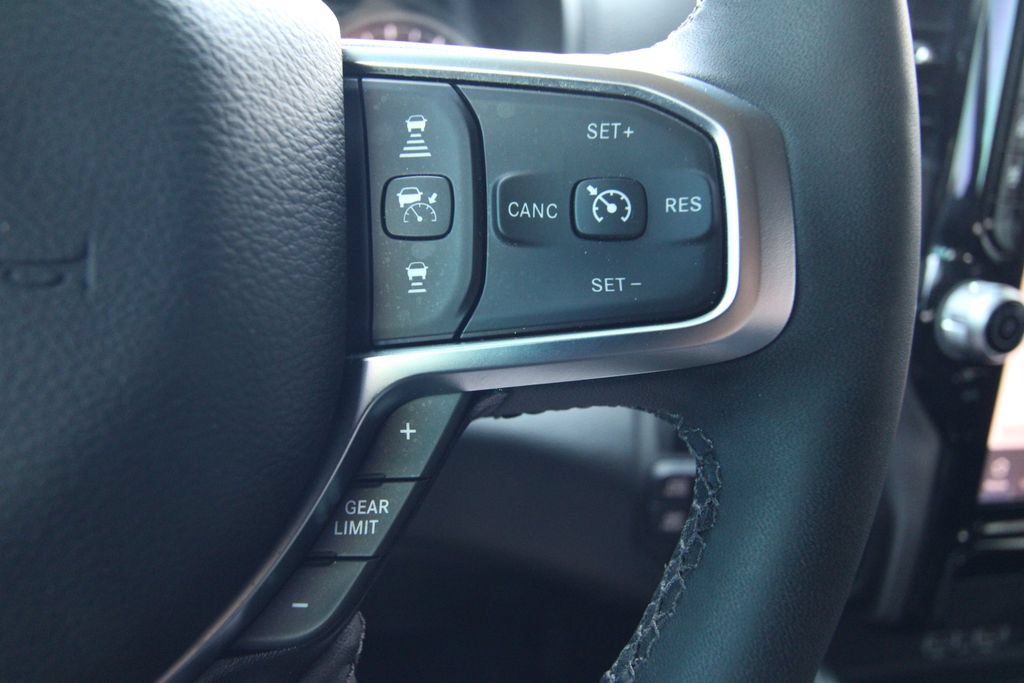 Used 2025 RAM 1500 Big Horn AWD/4WD image 20