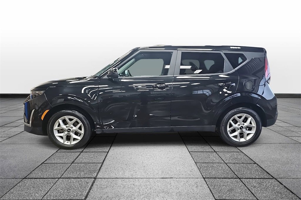 Used 2024 Kia Soul LX w/ Option Group 015 image 7