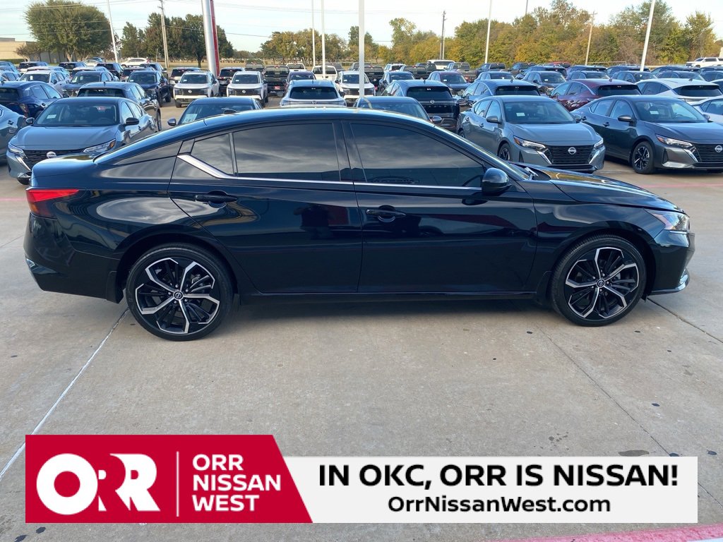 Used 2023 Nissan Altima 2.5 SR image 6