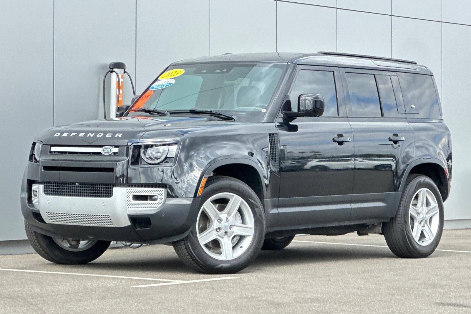 Used 2023 Land Rover Defender 110 SE