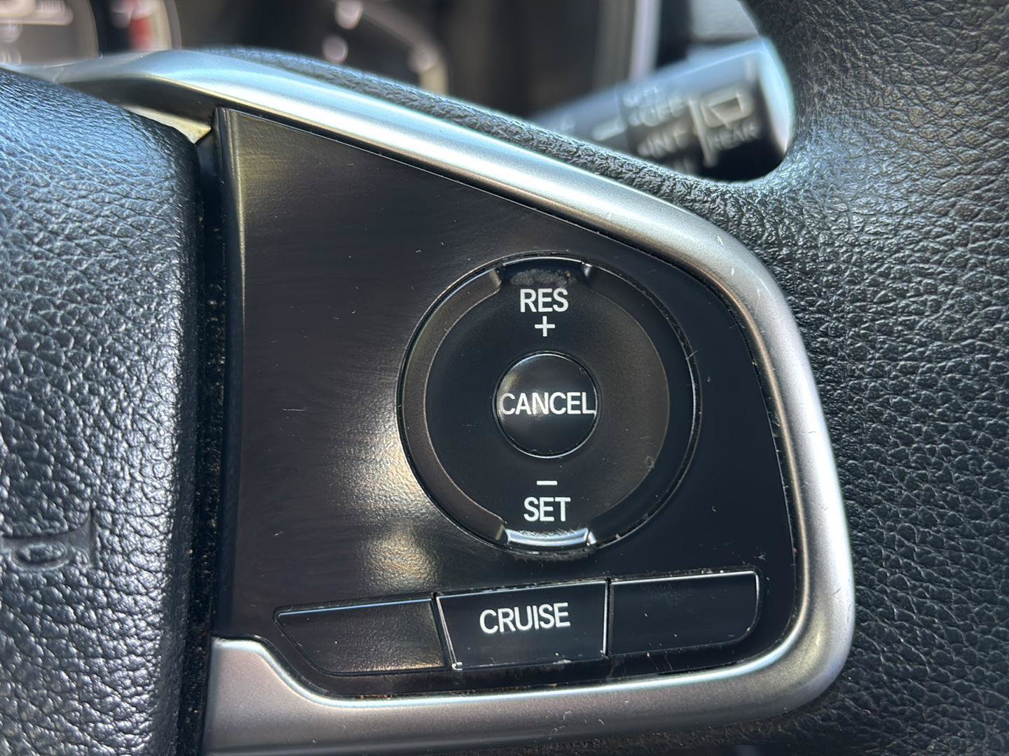 Used 2018 Honda CR-V LX image 28