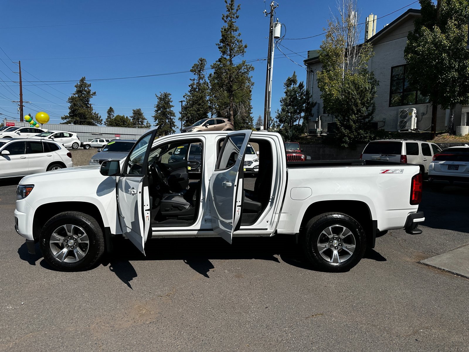 Used 2019 Chevrolet Colorado Z71 image 9